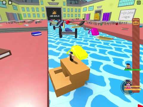 Me building a boat at Roblox