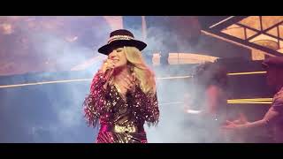Carrie Underwood Drinking Alone, Las Vegas 6-23-2023