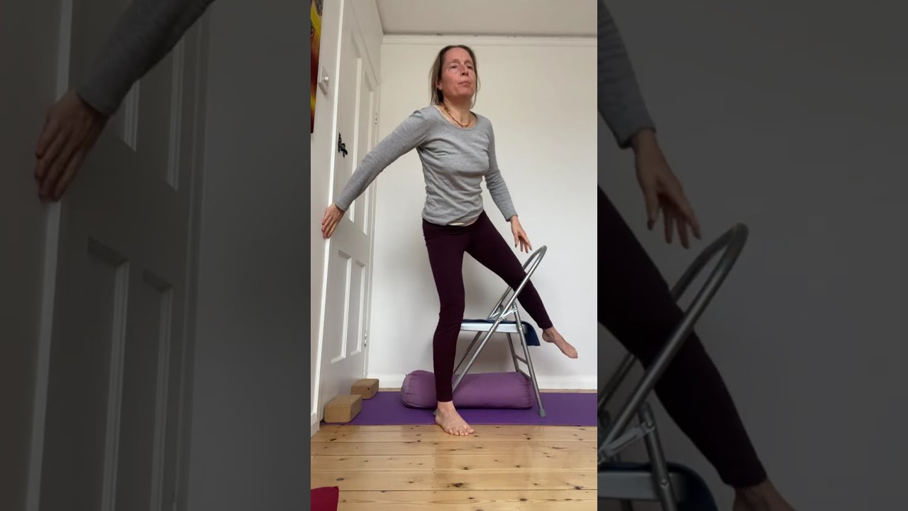 Ūrdhva Dhanūrāsana