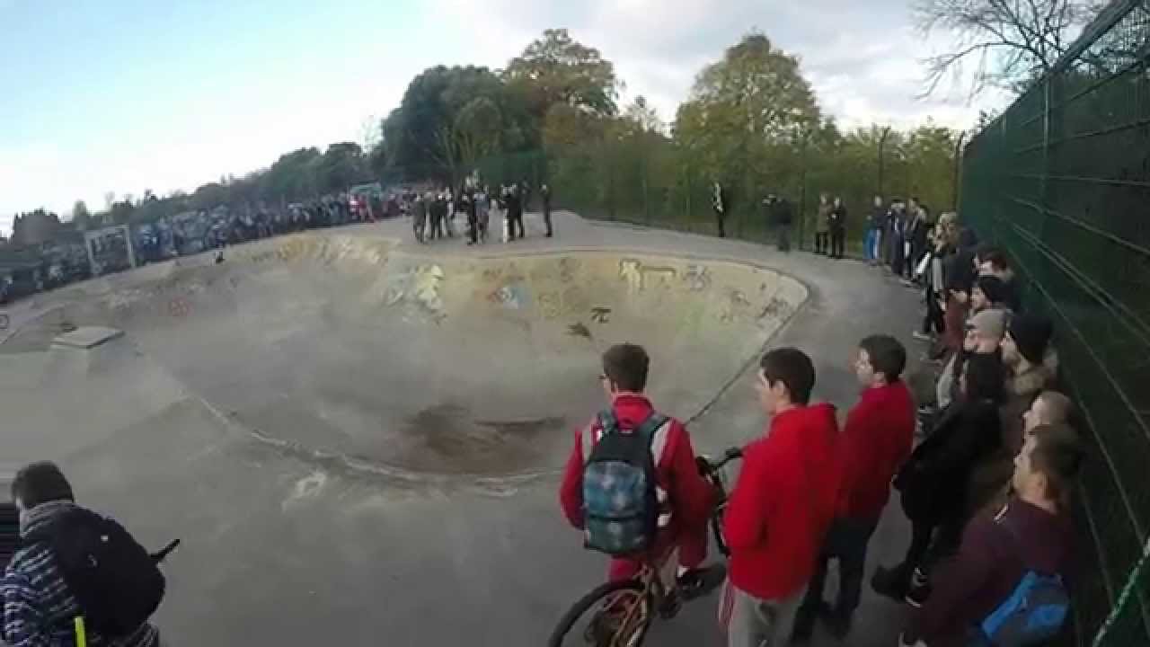 Tony Hawk at Bushy Skatepark Dublin (November 2014) HD YouTube