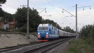 Электровоз ЭП1М-665 с поездом №428 Сосногорск — Новороссийск