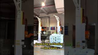 Robots can dance #depalletizer #depalletizing #plastic #industrial robot #palletizer #factory