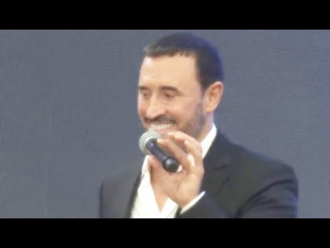 القيصر كاظم الساهر أغنية ضمني على صدرك ايقاعات عراقية حفلة خاصة بمدينة جدة بجودة عالية