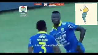 Selebrasi gol ezechiel persib vs persija 2-0 28 oktober 2019