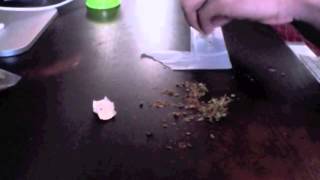 How to Roll An L-Plate (XL Rizla)