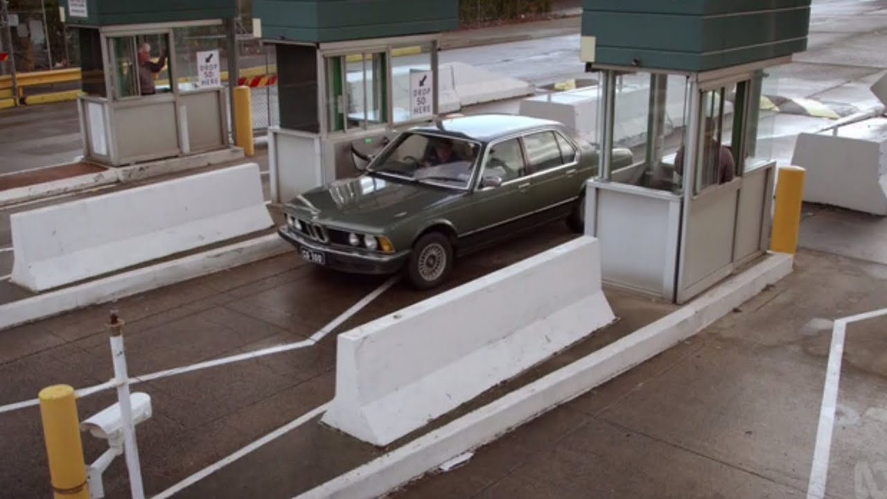 ФИЛЬМ! ДЕРЕВЕНСКИЙ ВЫШИБАЛА СТАНОВИТСЯ АВТОРИТЕТОМ В ПОДПОЛЬНОМ БИЗНЕСЕ! Вышибала! Русский фильм