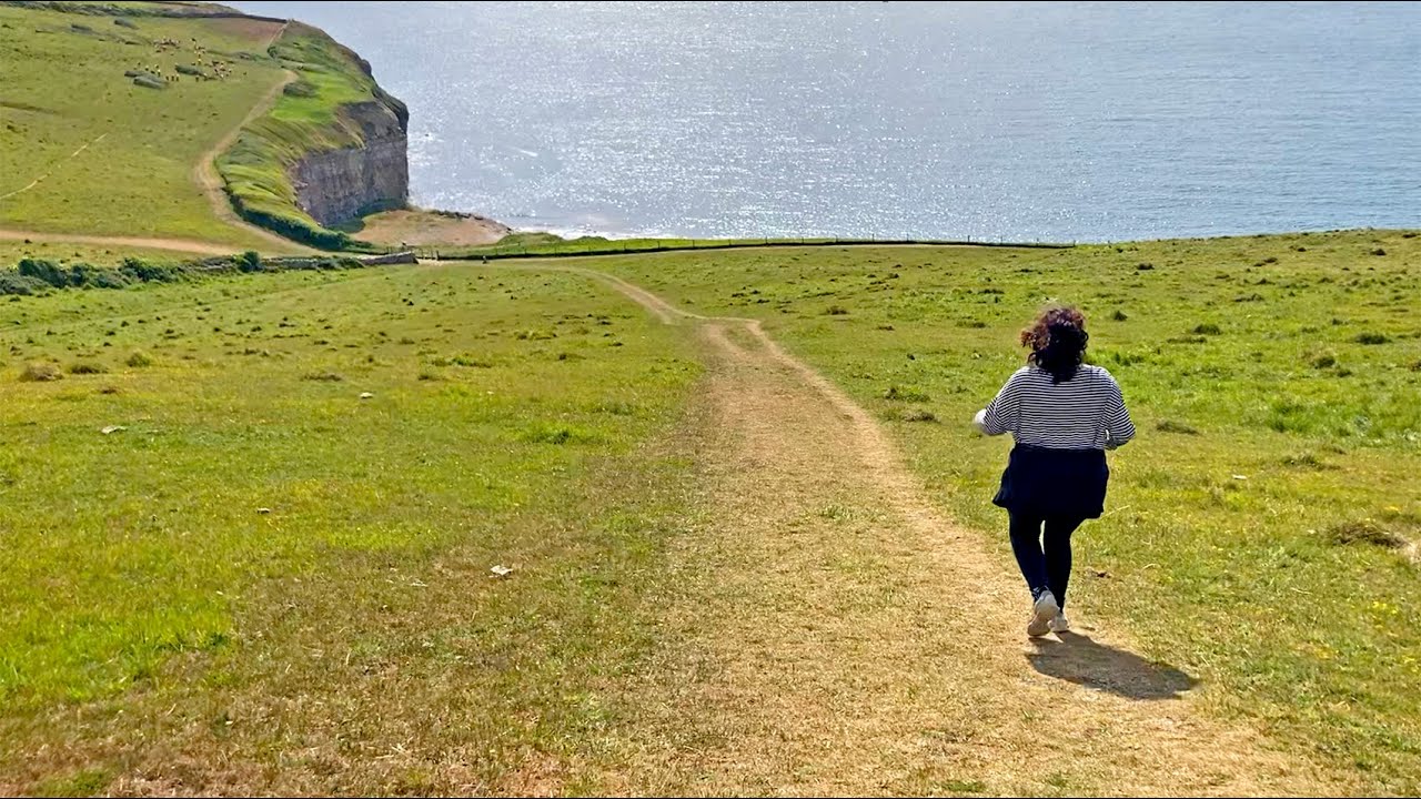A Scenic Walk to Dancing Ledge | Exploring the Isle of Purbeck - YouTube