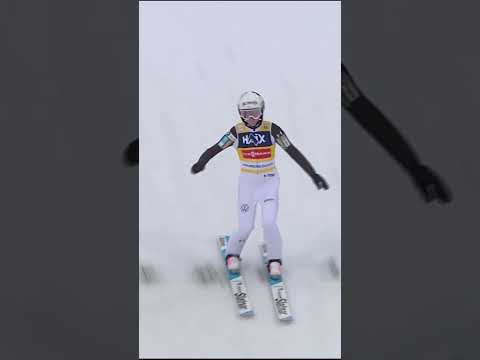 Nika is a master of 2nd round comeback jumps #fisskijumping #worldcuposlo