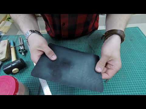 DIY docholder. Холдер для документов из необычной кожи.