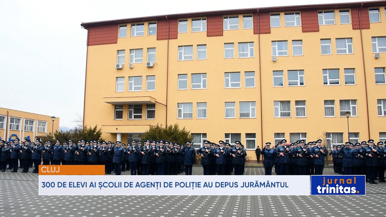 300 de elevi ai Școlii de Agenți de Poliție din Cluj-Napoca au depus jurământul