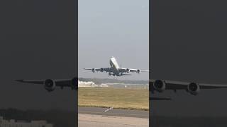 Boeing-747 Takeoff Cathay Pacific