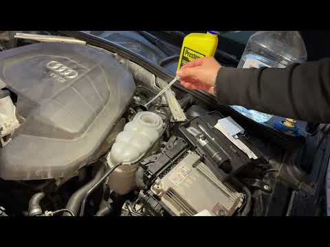 How to check and top up your engine coolant fluid if it’s necessary Audi A4/S4 Avant DIY