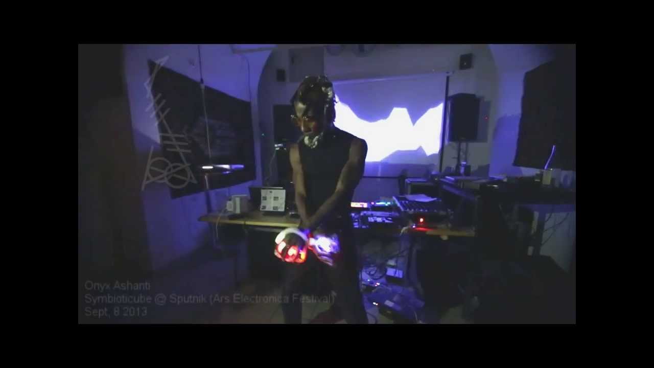 Beatjazz sonic fractal propagation-Symbioticube@Sputnik-Linz, Austria 9.9.2013-1080p