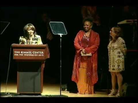 Teena Marie Honored at the R&B Foundation Pt 2 of 2