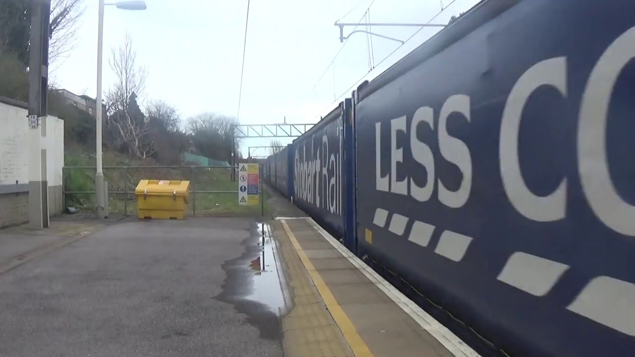 66301 on 4L48 Tesco Express @ Woodgrange Park