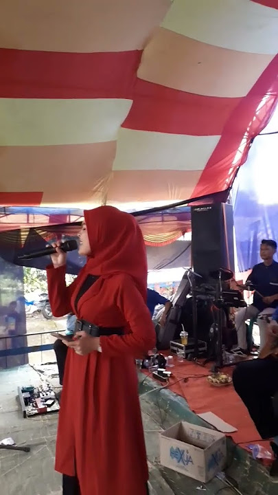 Awas Yang Baju Merah Jangan Sampe Lolos🤗 (GIRBAL ACCOUSTIC) #akustik #viral #saturasacinta