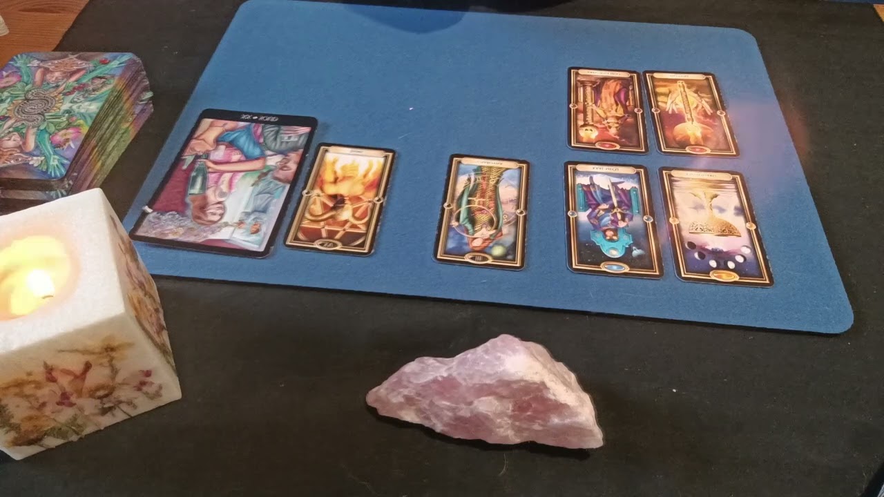 Výklad karet - Proč se tak chová 🤔 nerozumím tomu 🫣#karty #tarot #vykladkariet #laska