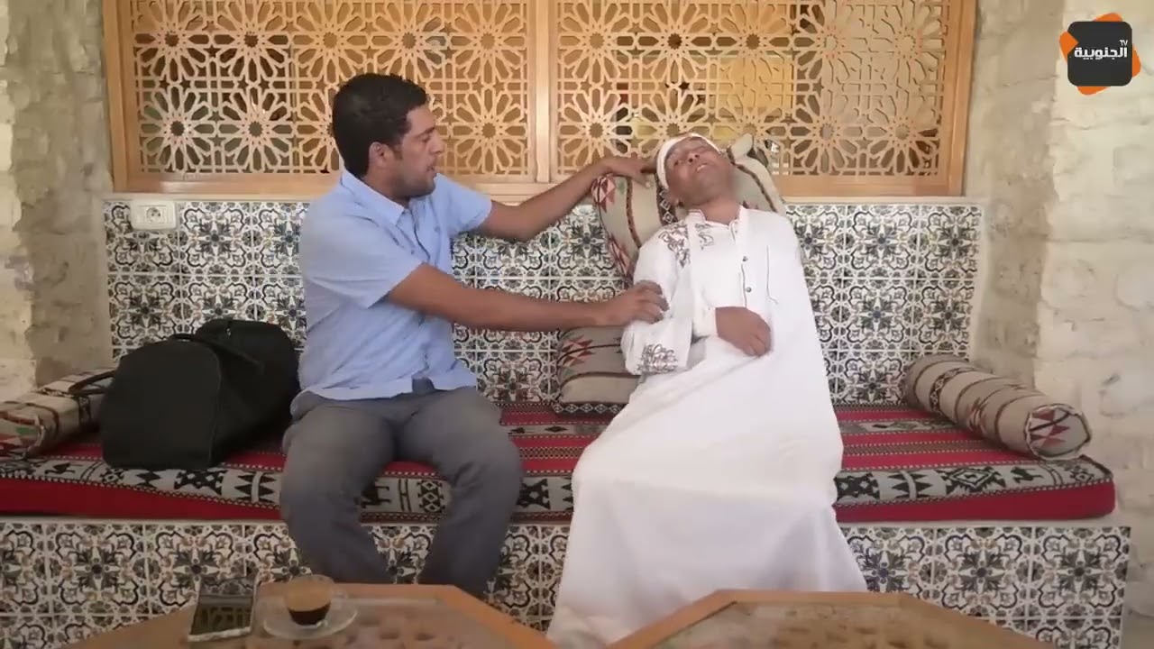 النقار ياكل في الضرب   وعجاج ماشي للحرب🤣🤣