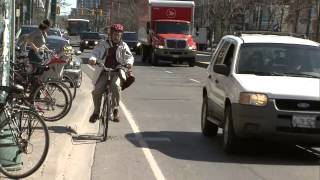 Separated bike lanes help traffic move faster: report