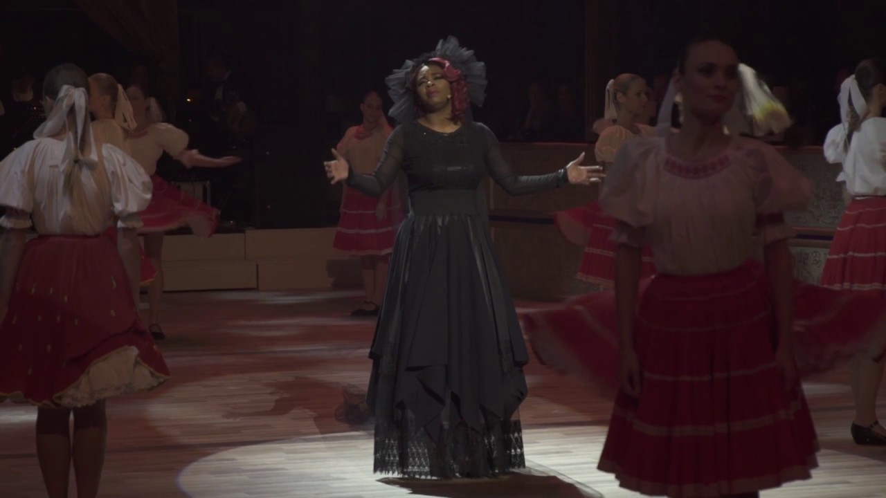 Úvodný ceremoniál Ples v opere 2017