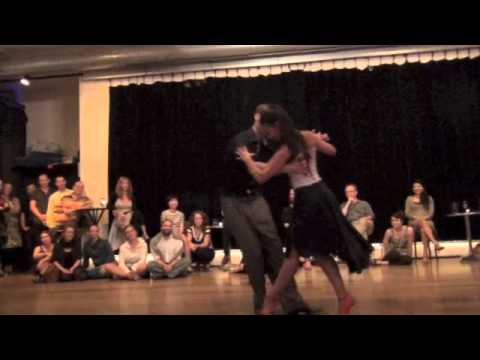 Cinthia Labaronne & Jens Krueger- Milonga Corrientes