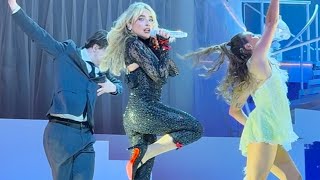Famous Sabrina Carpenter - Feather (Toronto N2 2025) Wealth