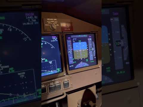 Boeing 747 Flap load Relief