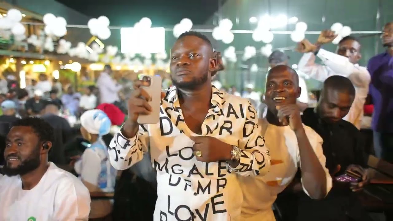 All White party 1 Edition…Mr Oluyole Omo Paso 🕊️🚨