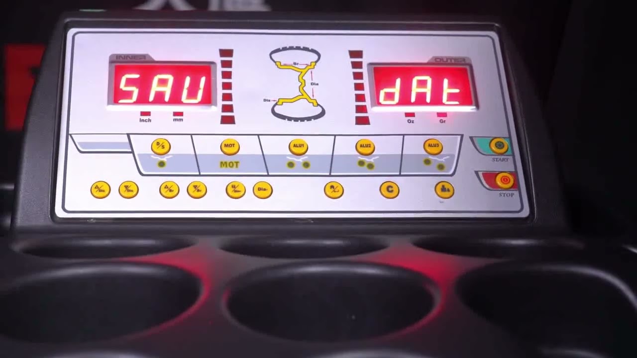 How To Balance Tires-Car Vehicle tyre wheel balancer  CB910