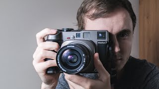 THE NO COMPROMISE MEDIUM FORMAT CAMERA?