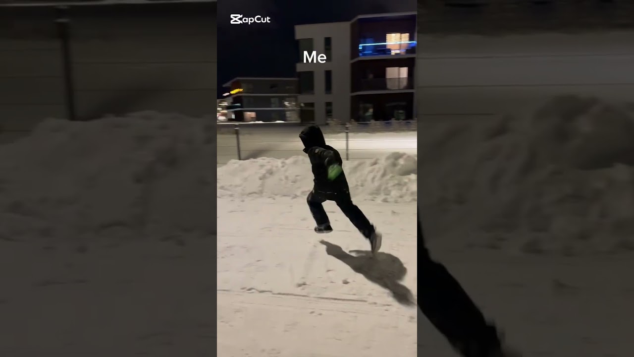 Normal people VS Me in the winter