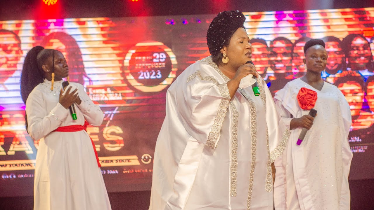 Sini Dagana and Chinyere Udoma Live Performance at One Night of