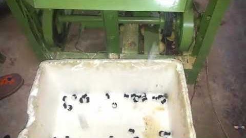 Pom-pom making machine model 2 video 1.0