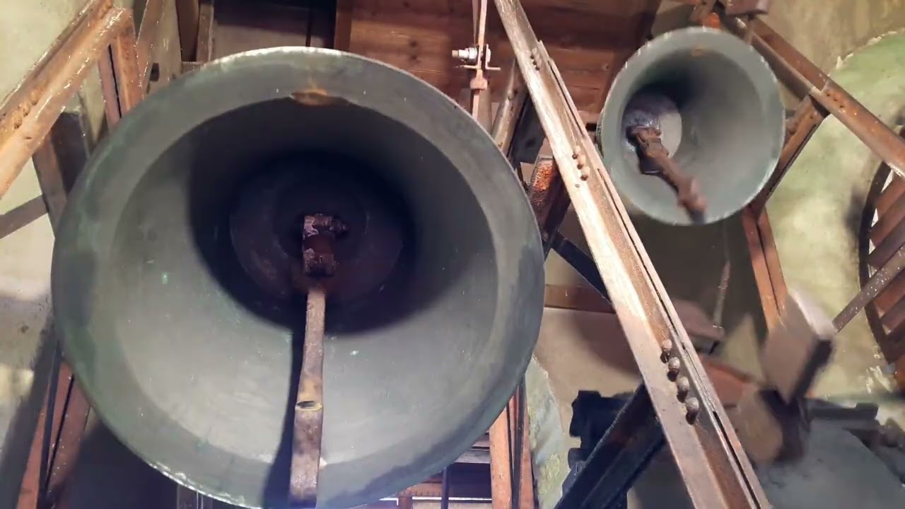 Sajónémeti (H) A Szent Péter és Pál apostol templom harangjai