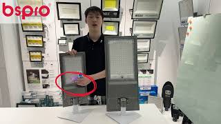 300W &amp; 800W All-in-One Solar Engineering Street Light - Real Product Introduction