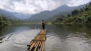 A mute single mother sent her children to the forest to wade through streams to make a living