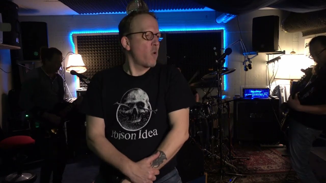 SITE #4 - SORROWS / LONG DAY als Double Feature