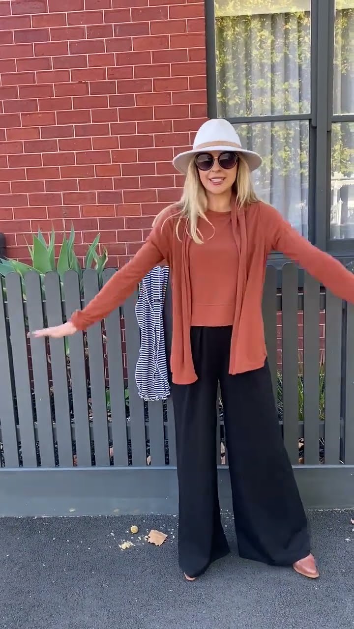 Wide Leg Pants, Crop Top & Layered Cardigan Look - YouTube