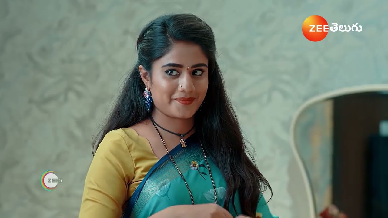 Jagadhatri Telugu కాచి నిర్దోషని నిరూపించిన జేడీ