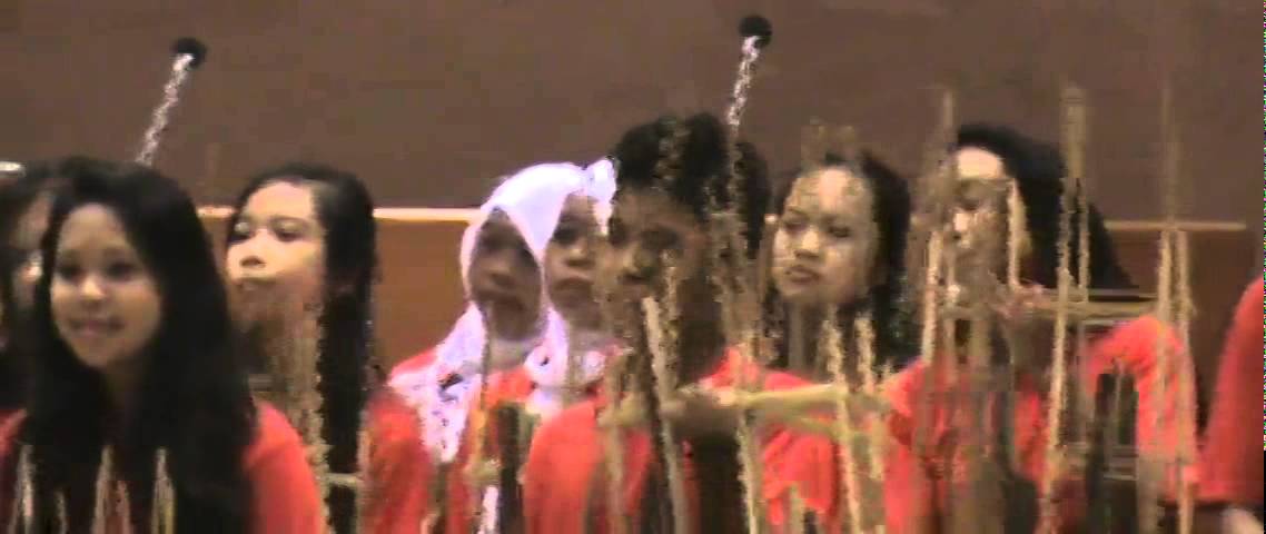 ALUSIAU - ANGKLUNG SMPN 1 MEGAMENDUNG BOGOR