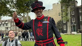 🇬🇧 LONDON WALKING TOUR, TOWER OF LONDON: THE BEST BEEFEATER TOUR YOU'LL EVER SEE, 4K60FPS HDR