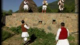 Dve nevesti tikvi brale - Macedonian Folk Song chords