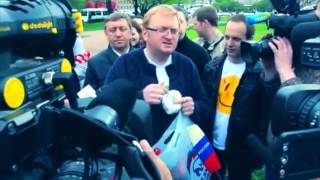 Милонов - гей !!!!! СЕНСАЦИЯ! новый хитяра!!! Премьера клипа!!!! Милонов - гей !!!!! СЕНСАЦИЯ! новый хитяра!!! Премьера клипа!!!!