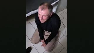 В Одессе служащего ТЦК избили и унизили в СИЗО