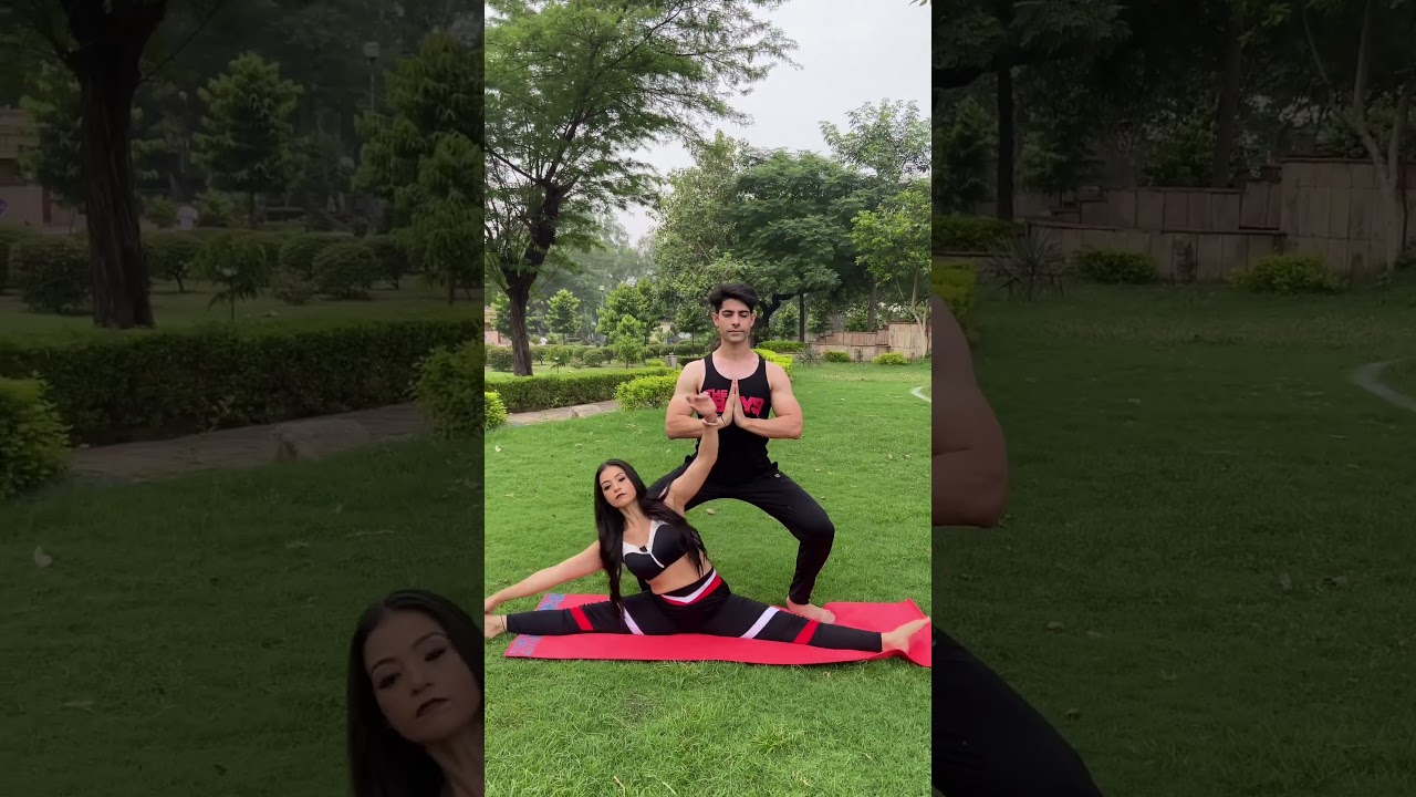 Experience the serenity of nature with outdoor yoga 🌿🌅 