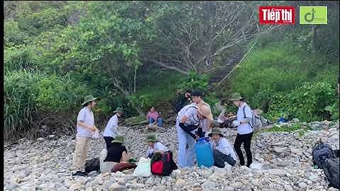 Vườn Quốc gia Côn Đảo thu gom rác thải đại dương ở bãi Bàng