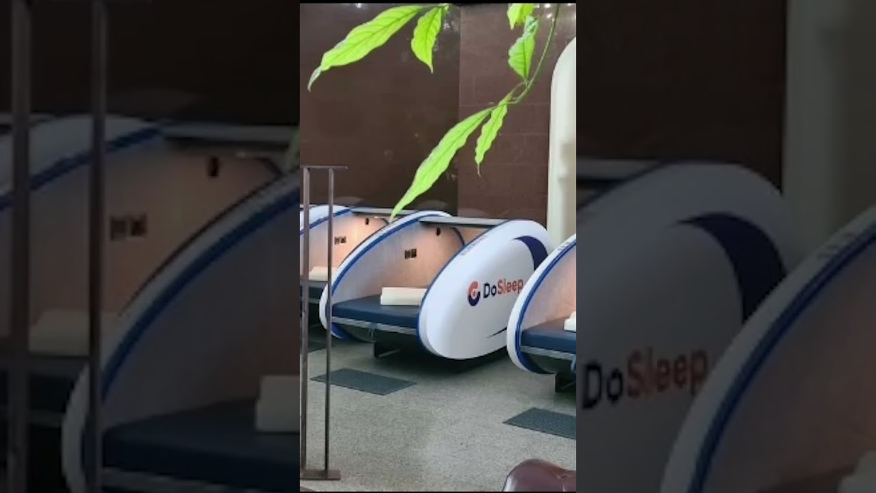 Капсульные отели на вокзалах страны. Вентиляция, освещение, розетка, ,постельное белье.  Как Вам?