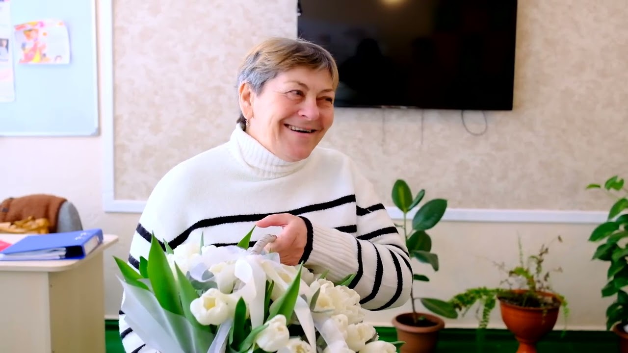 La multi ani pentru Doamna Iulia  Ciolacul Vechi raionul Falesti