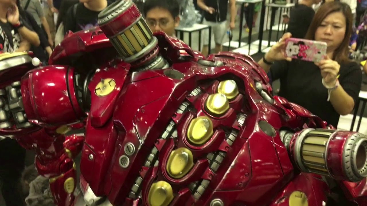 XM Studios HulkBuster @ STGCC2017