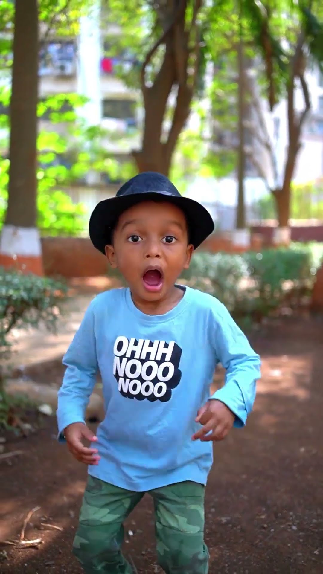 Aisi kya chiz hai jo baccho ko dara rahi hai ? #shorts #funnyvideo #funnyshorts